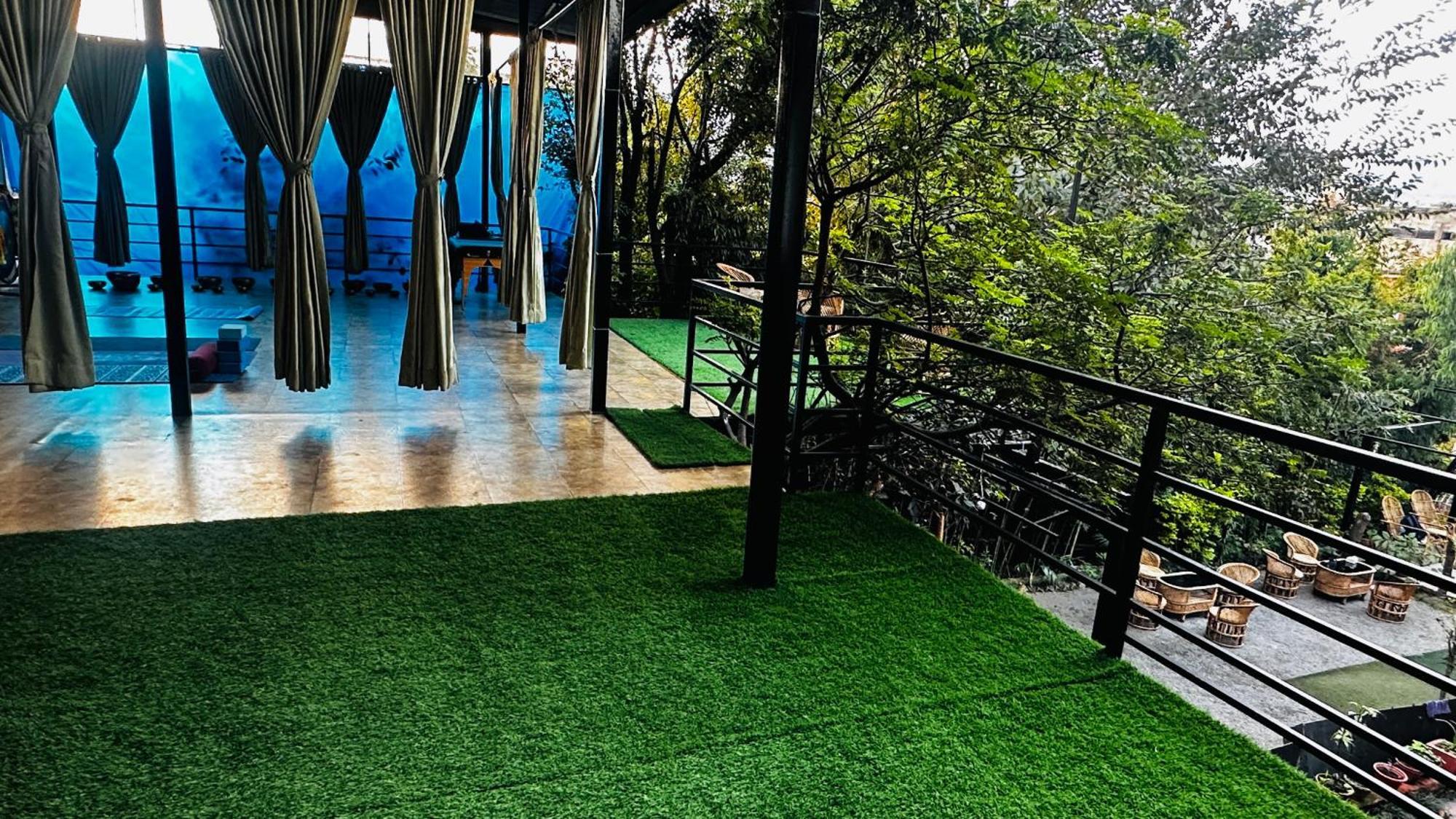 Institute Of Natural Medicine , Yoga & Therapy Home Kathmandu Exterior foto