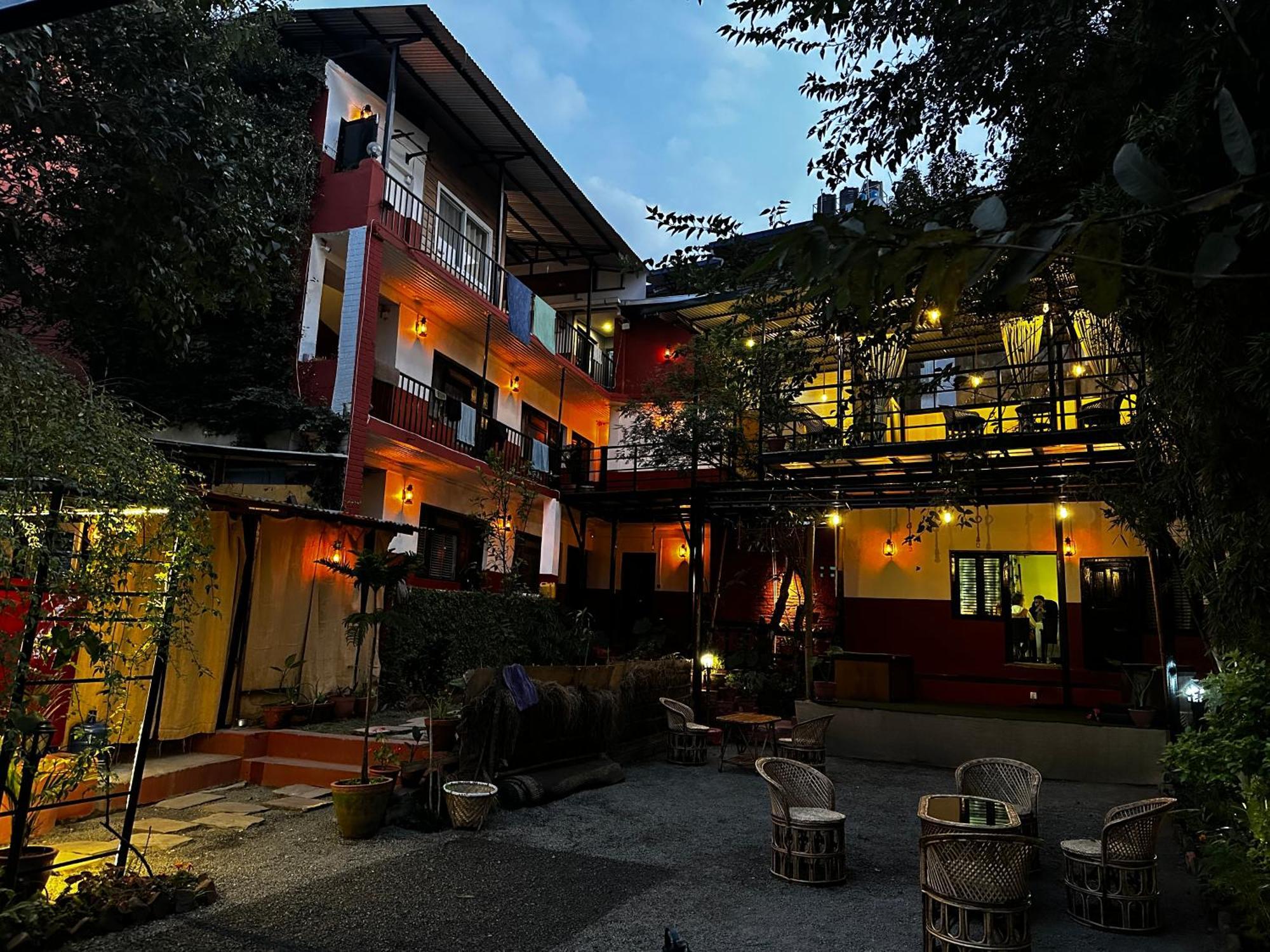 Institute Of Natural Medicine , Yoga & Therapy Home Kathmandu Exterior foto