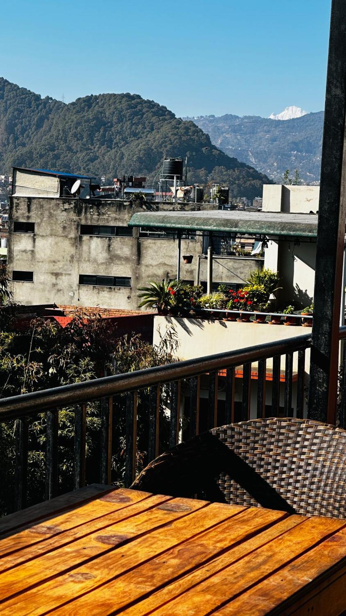 Institute Of Natural Medicine , Yoga & Therapy Home Kathmandu Exterior foto